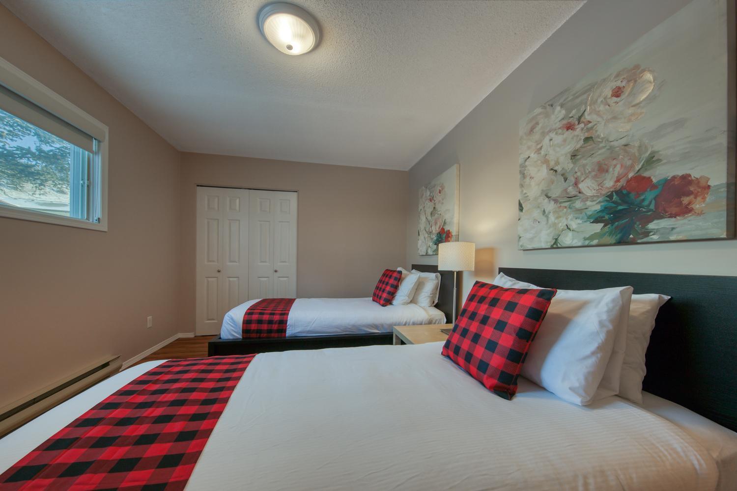 Ridgeview Resort Radium Hot Springs Exterior foto