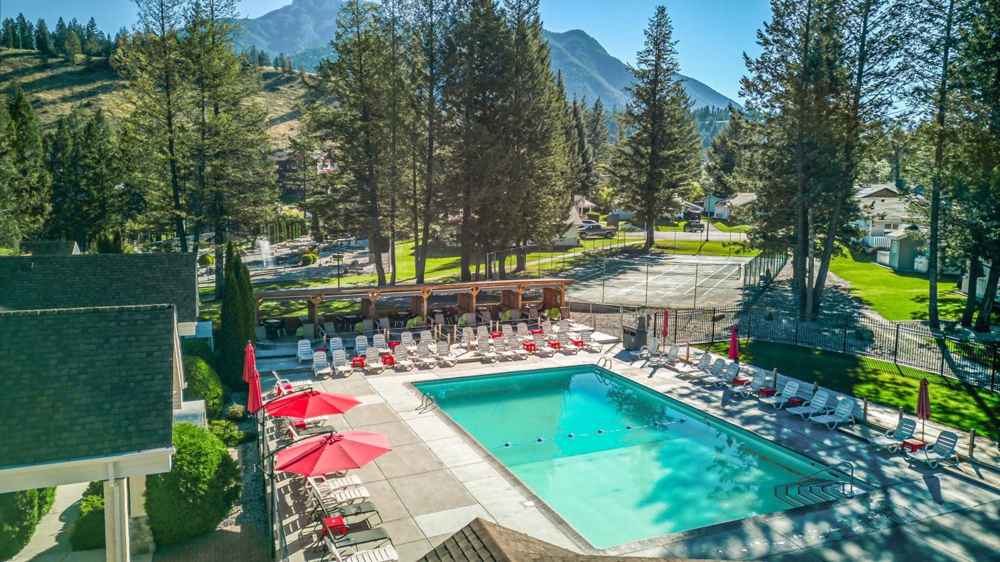 Ridgeview Resort Radium Hot Springs Exterior foto